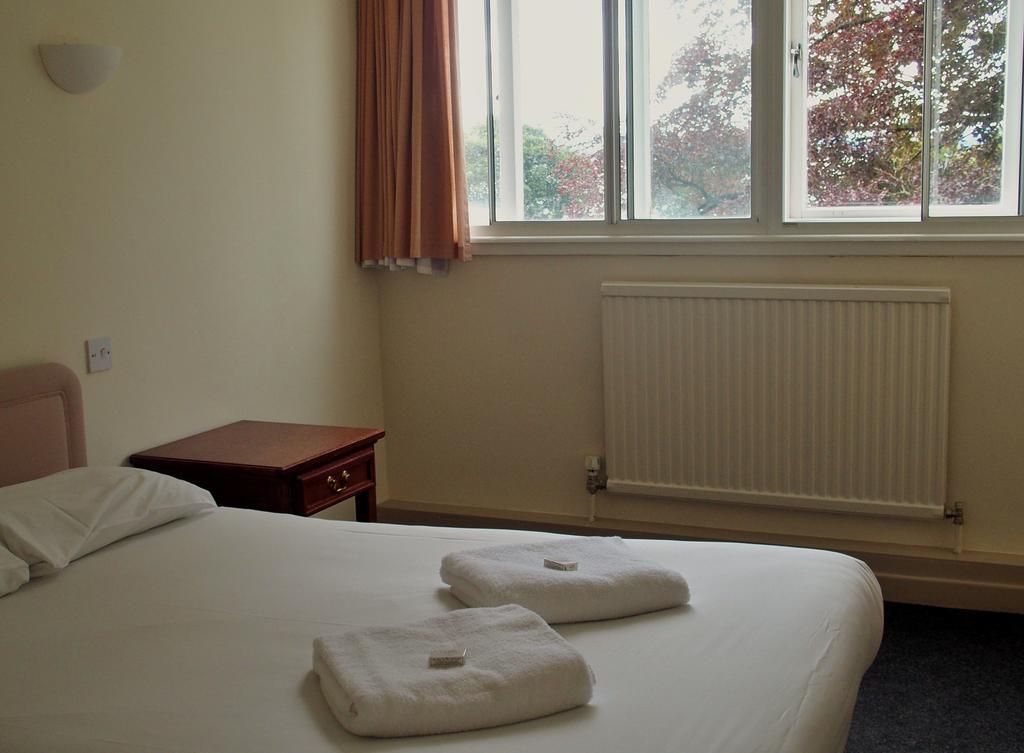 Almond House Lodge Edinburgh Ngoại thất bức ảnh